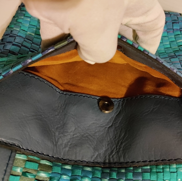 Patricia Nash Grenada ribbons & raffia crossbody - Picture 4 of 9